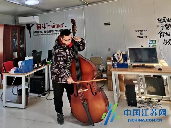大提琴手成為拼多多咸鴨蛋頭部商家，全年咸鴨蛋銷售突破三千萬元